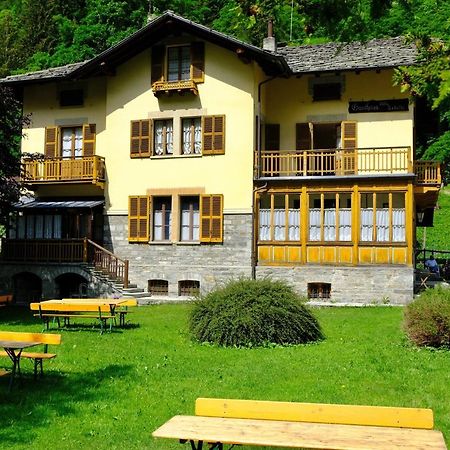 Hotel Villa Tedaldi Gressoney-Saint-Jean Extérieur photo