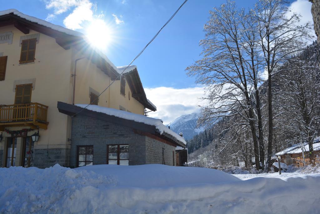 Hotel Villa Tedaldi Gressoney-Saint-Jean Extérieur photo