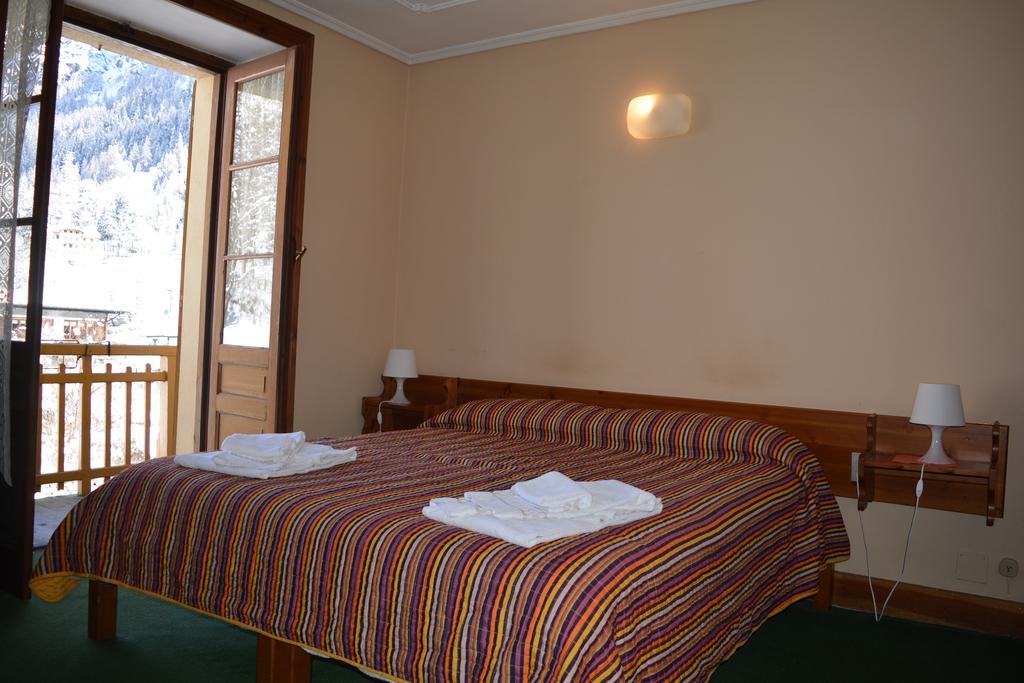 Hotel Villa Tedaldi Gressoney-Saint-Jean Extérieur photo