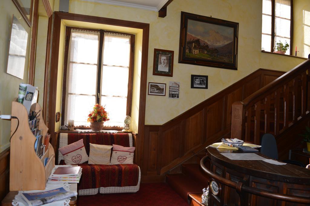 Hotel Villa Tedaldi Gressoney-Saint-Jean Extérieur photo